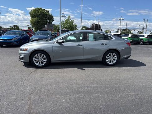 Used 2024 Chevrolet Malibu LT FWD image 2