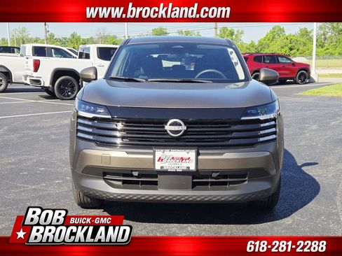 Used 2025 Nissan Kicks SV w/ Charging Package FWD image 8