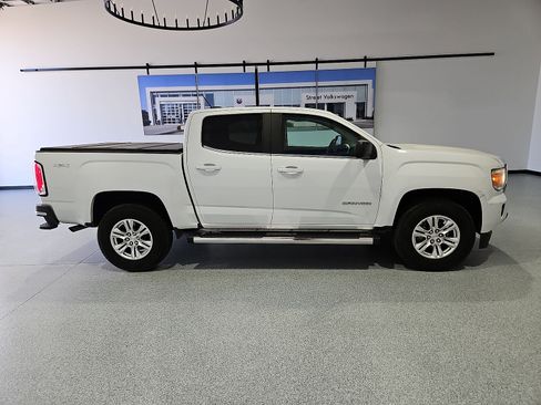 Used 2019 GMC Canyon SLE w/ Driver Alert Package AWD/4WD image 9