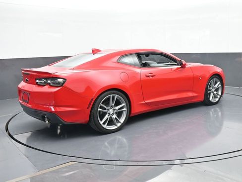 Used 2019 Chevrolet Camaro LT image 6