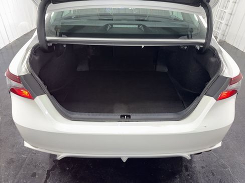 Used 2024 Toyota Camry SE FWD image 30