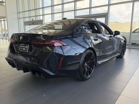 New 2026 BMW M5 w/ Executive Package image 4