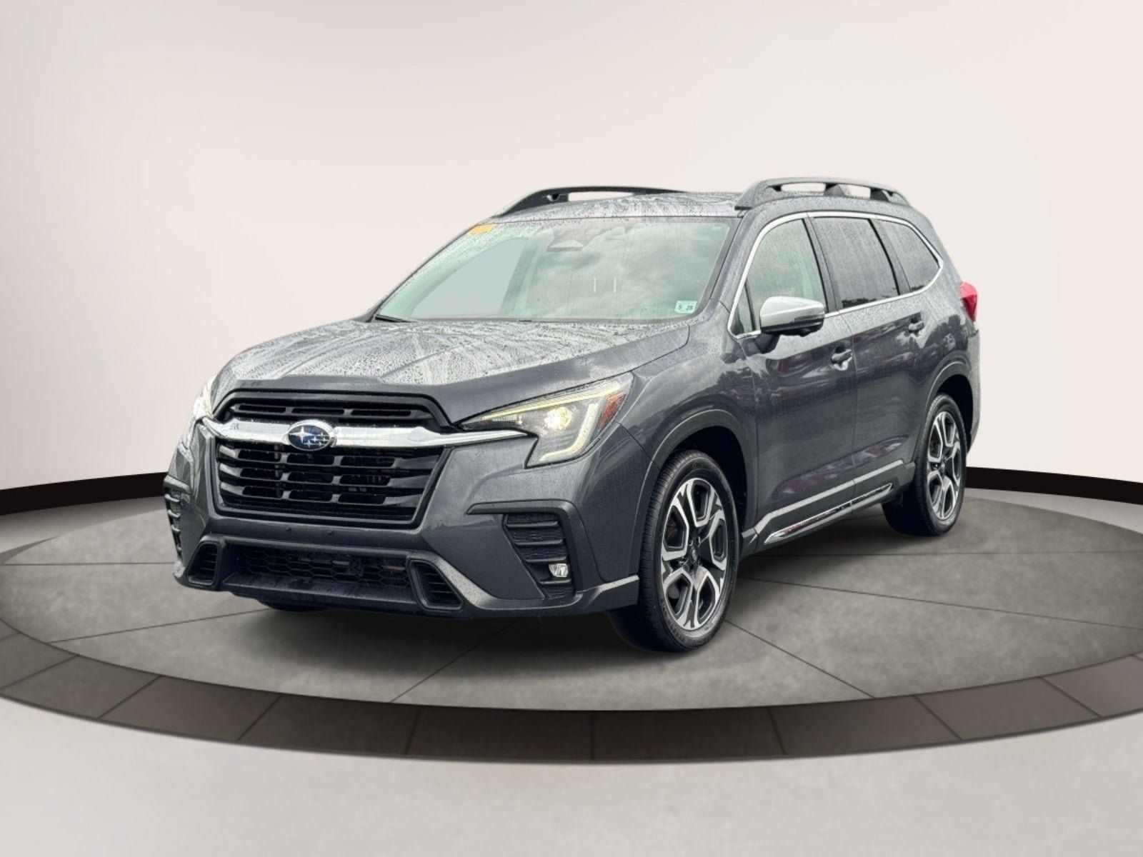 Used 2023 Subaru Ascent Limited w/ Technology Package AWD/4WD image 2