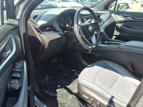 Used 2023 Buick Enclave Essence w/ Experience Buick Package FWD image 6