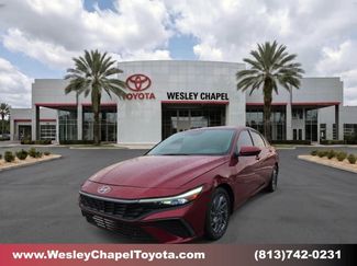 Used 2024 Hyundai Elantra Blue FWD video 1