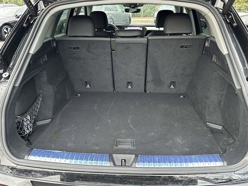 Certified 2025 Audi Q5 2.0T Premium w/ 19" Wheel Package image 13