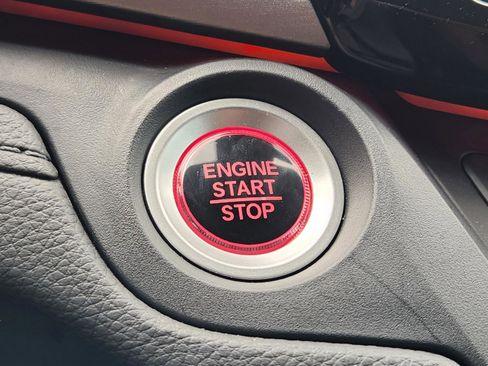 Certified 2025 Honda Odyssey Sport-L image 20