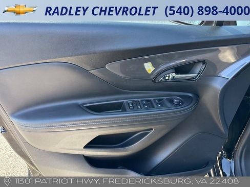 Certified 2022 Buick Encore Preferred w/ Safety Package image 5