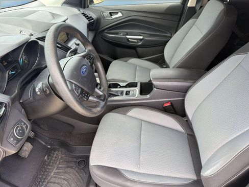 Used 2019 Ford Escape SE FWD image 5