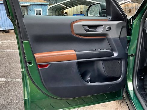 Used 2025 Ford Bronco Sport Outer Banks w/ Outer Banks Tech Package+ image 21