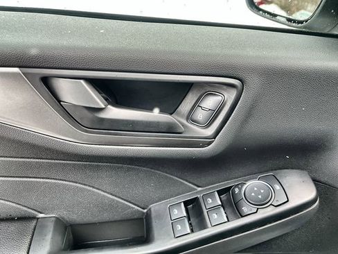 Used 2025 Ford Escape Active image 17