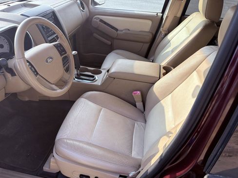 Used 2007 Ford Explorer Sport Trac Limited RWD image 62