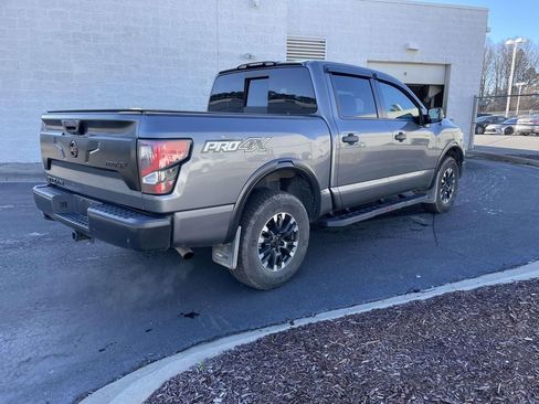 Used 2020 Nissan Titan PRO-4X w/ Pro-4x Convenience Package image 10