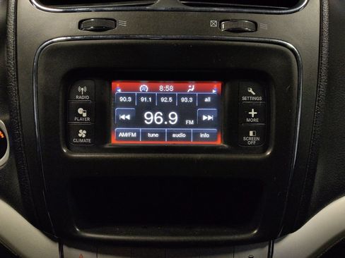 Used 2018 Dodge Journey SE w/ Popular Equipment Group FWD image 25