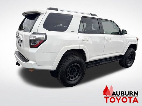 Used 2019 Toyota 4Runner SR5 Premium AWD/4WD image 7