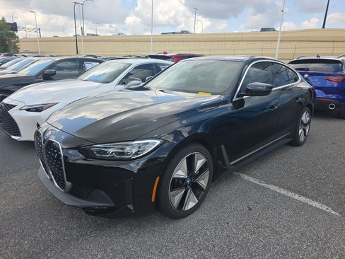 Used 2024 BMW i4 eDrive35 w/ Convenience Package RWD image 3