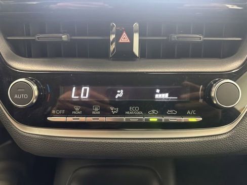 Used 2024 Toyota Corolla LE FWD image 16
