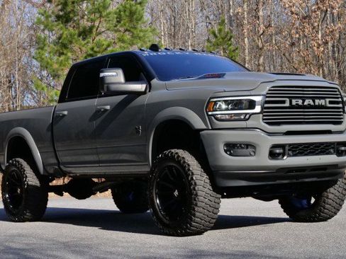 Used 2024 RAM 3500 Laramie w/ Night Edition image 4