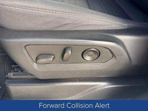 Used 2023 Chevrolet Suburban LS RWD image 13