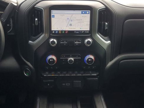Used 2022 GMC Sierra 2500 Denali image 33