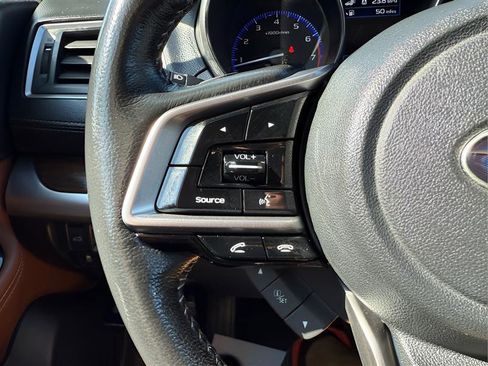 Used 2018 Subaru Outback 3.6R Touring w/ Popular Package #3 image 18