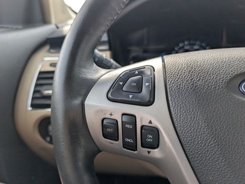 Used 2013 Ford Flex SEL AWD/4WD image 24