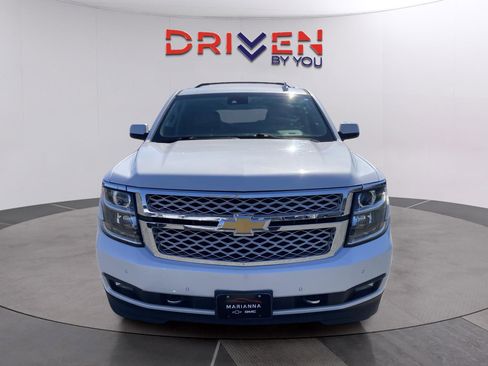 Used 2017 Chevrolet Tahoe LT w/ LT Signature Package image 9