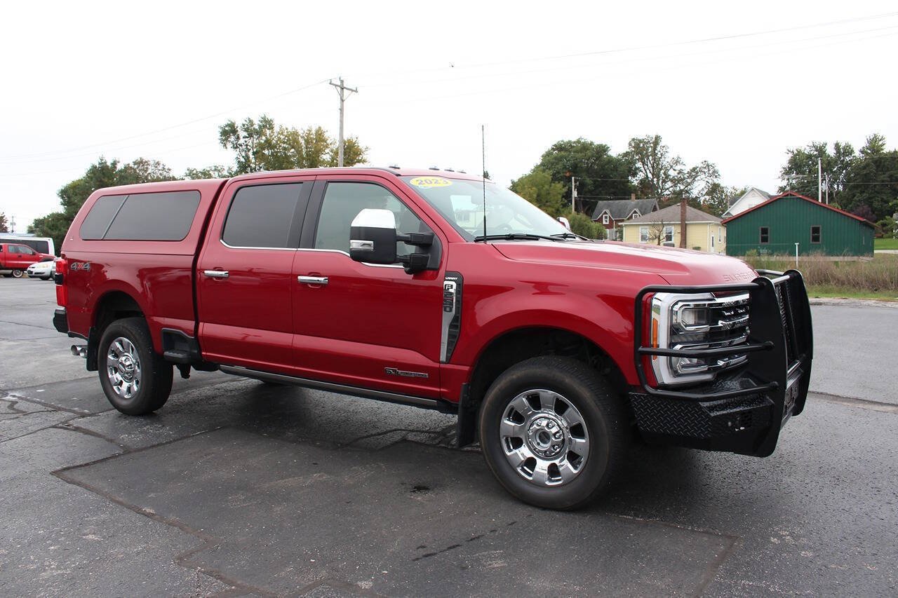 Used 2023 Ford F250 Lariat w/ Lariat Ultimate Package AWD/4WD image 3
