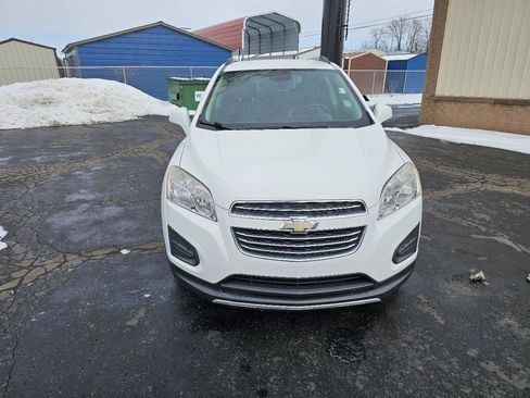 Used 2016 Chevrolet Trax LT w/ LT Convenience Package AWD/4WD image 26