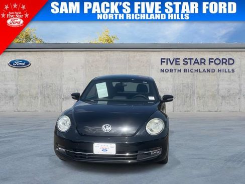 Used 2013 Volkswagen Beetle Turbo FWD image 3