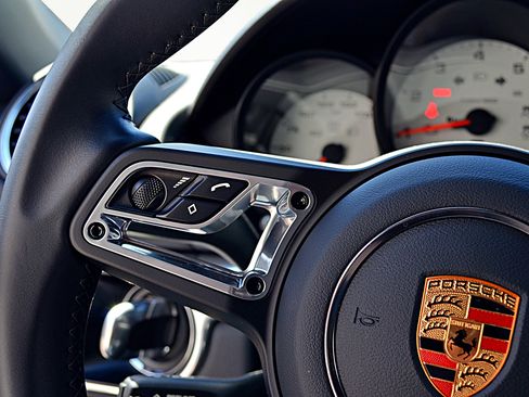 Used 2024 Porsche 718 Boxster image 57