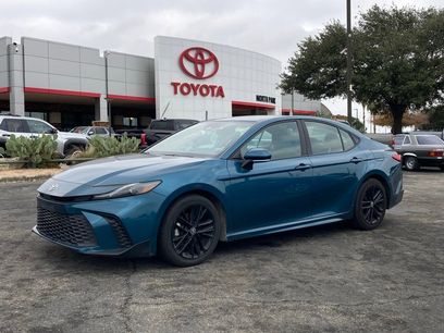 Used 2025 Toyota Camry SE