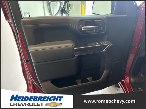 Certified 2022 Chevrolet Silverado 1500 LTZ AWD/4WD image 10