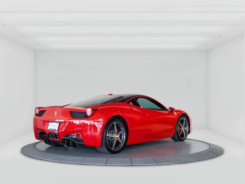 Certified 2012 Ferrari 458 Italia Coupe image 5
