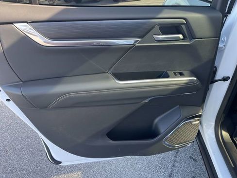 New 2026 GMC Acadia Elevation image 15