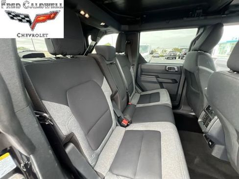 Used 2025 Ford Bronco Big Bend AWD/4WD image 32