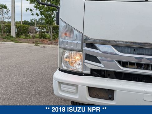 Used 2018 Isuzu NPR RWD image 10