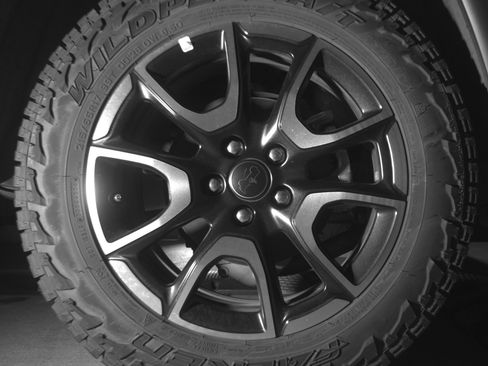 Used 2025 Jeep Compass Trailhawk AWD/4WD image 15