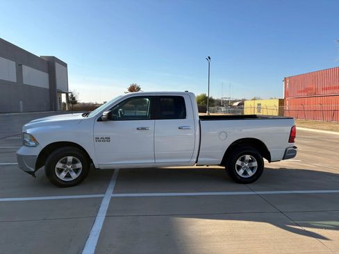Used 2017 RAM 1500 Classic SLT image 6