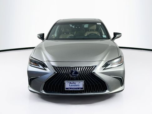 Used 2021 Lexus ES 300h Ultra Luxury w/ Accessory Package 2 image 2