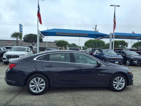 Used 2025 Chevrolet Malibu LT FWD image 21