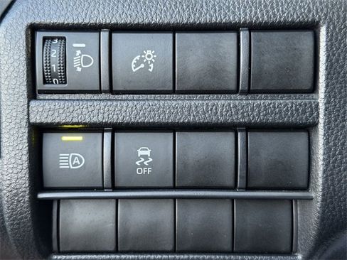 Used 2025 Toyota Tacoma TRD Sport image 35