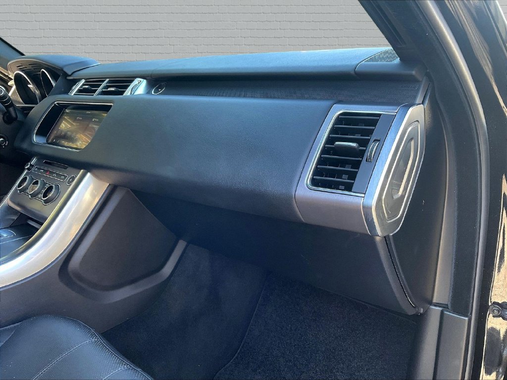 Used 2017 Land Rover Range Rover Sport HSE AWD/4WD image 16