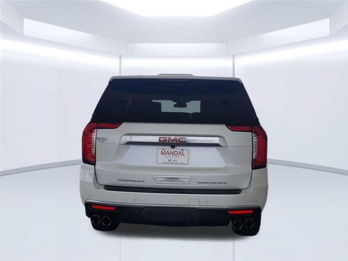 Used 2024 GMC Yukon Denali AWD/4WD image 9
