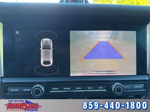 Used 2020 Porsche Macan image 33