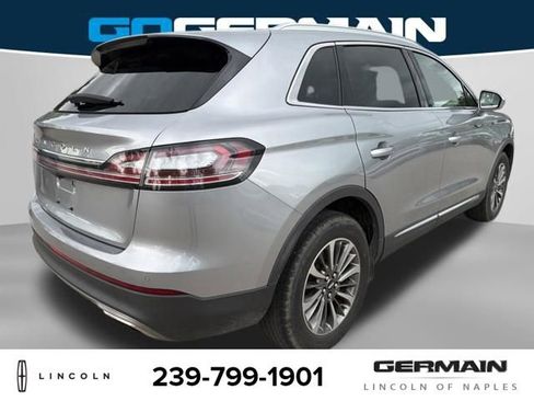 Used 2021 Lincoln Nautilus FWD w/ Equipment Group 101A image 7