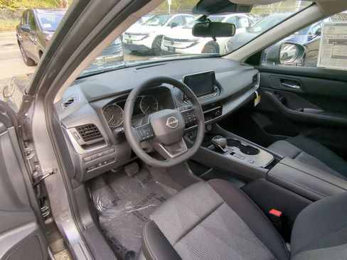 New 2026 Nissan Rogue SV image 15