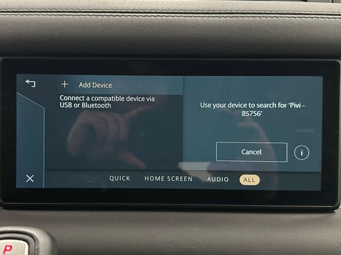 Used 2024 Land Rover Defender 110 S image 33