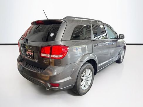 Used 2016 Dodge Journey SXT w/ Comfort/Convenience Group FWD image 6