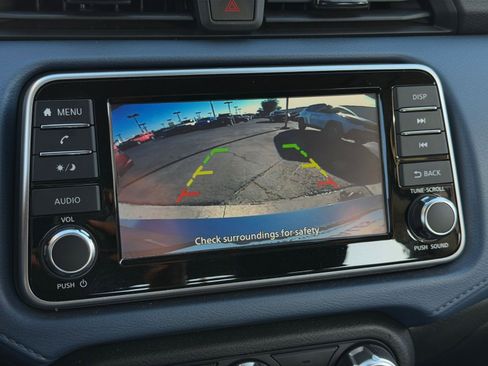 Used 2025 Nissan Versa SV image 22